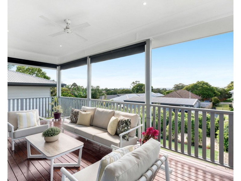 7 Berringar Street, Wynnum QLD 4178