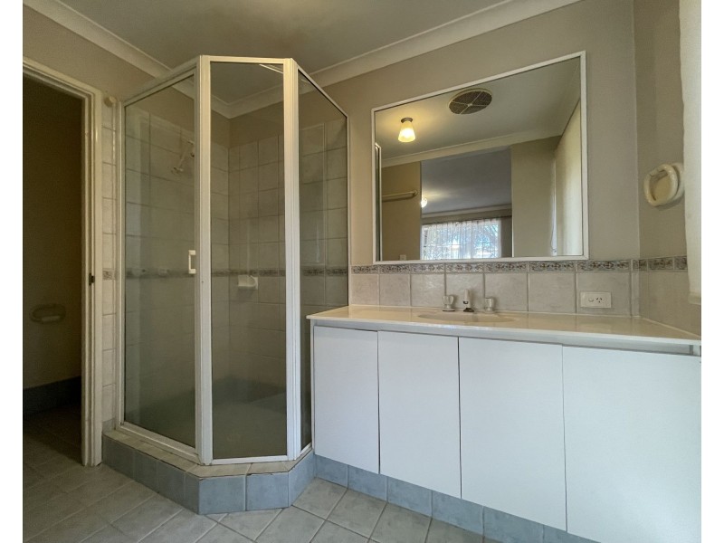 10 Goomarl Street, Dudley Park WA 6210