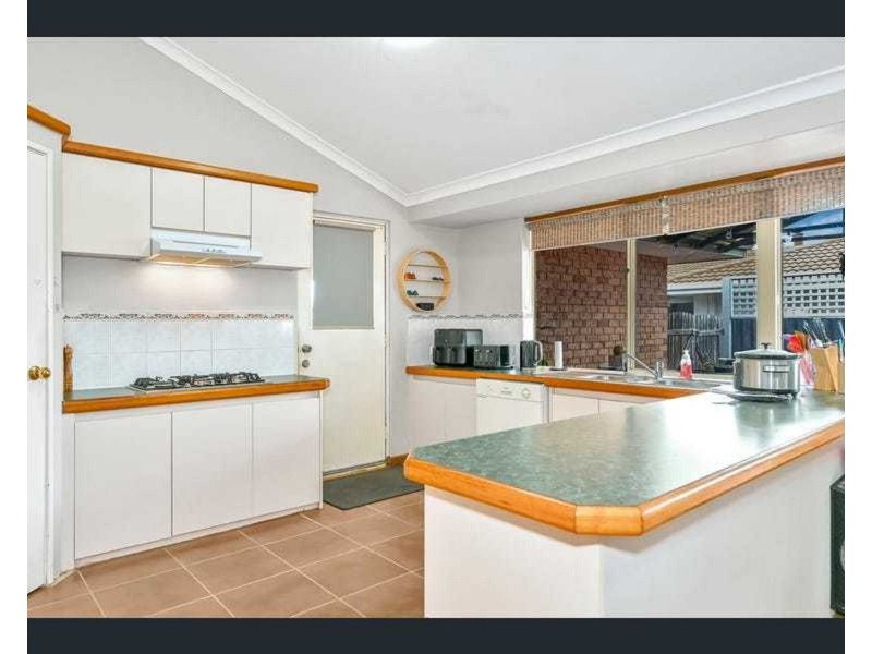 10 Goomarl Street, Dudley Park WA 6210