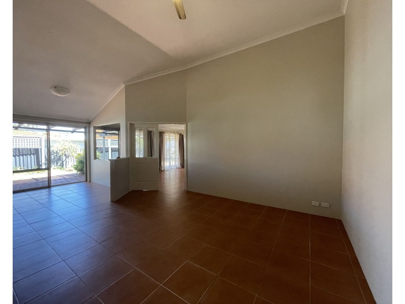 10 Goomarl Street, Dudley Park WA 6210