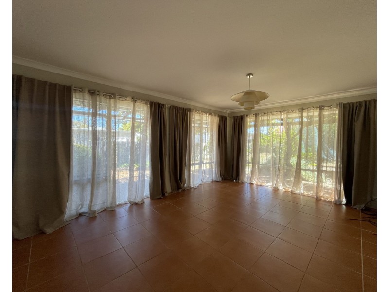 10 Goomarl Street, Dudley Park WA 6210