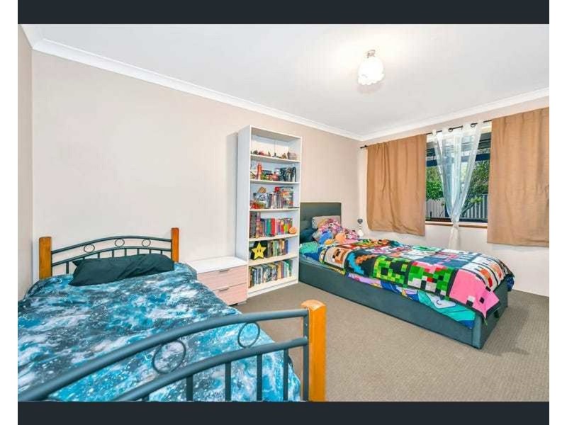10 Goomarl Street, Dudley Park WA 6210