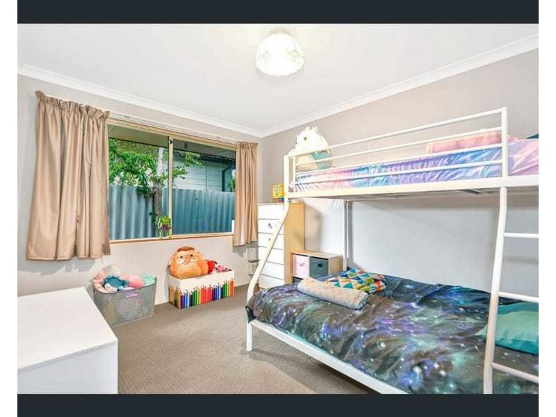 10 Goomarl Street, Dudley Park WA 6210