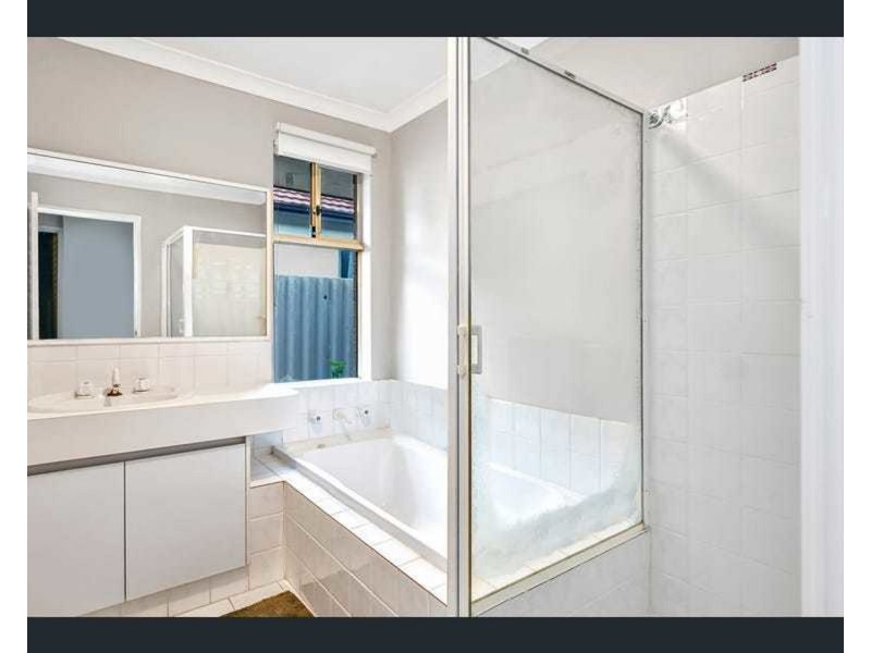 10 Goomarl Street, Dudley Park WA 6210
