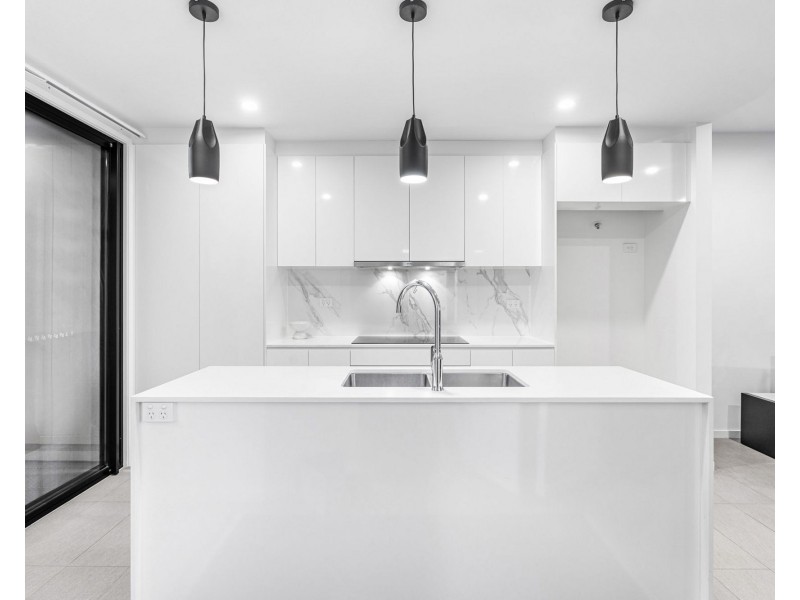 10 Gibson Street, Morningside QLD 4170