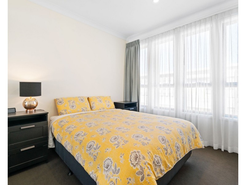 2/4A HANSFORD ROAD, Coombabah QLD 4216