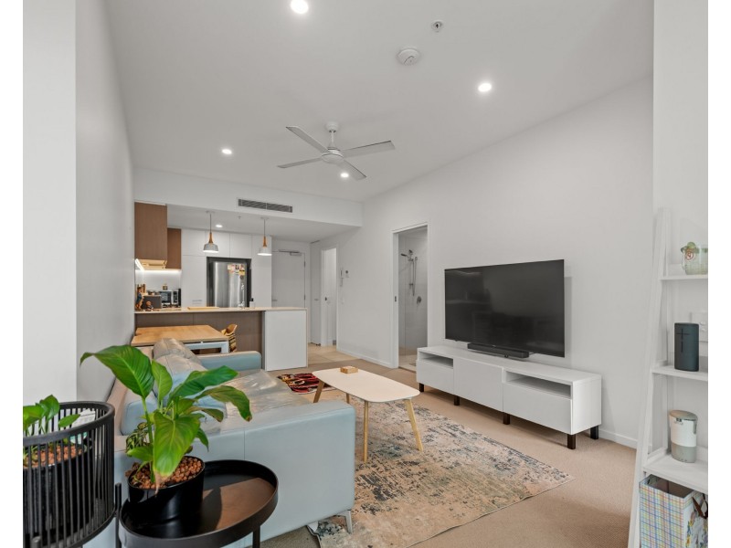 3102/16 Aspinall Street, Nundah QLD 4012