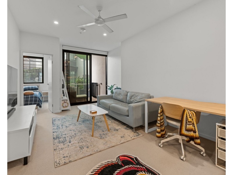 3102/16 Aspinall Street, Nundah QLD 4012