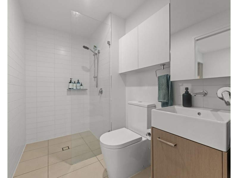 3102/16 Aspinall Street, Nundah QLD 4012