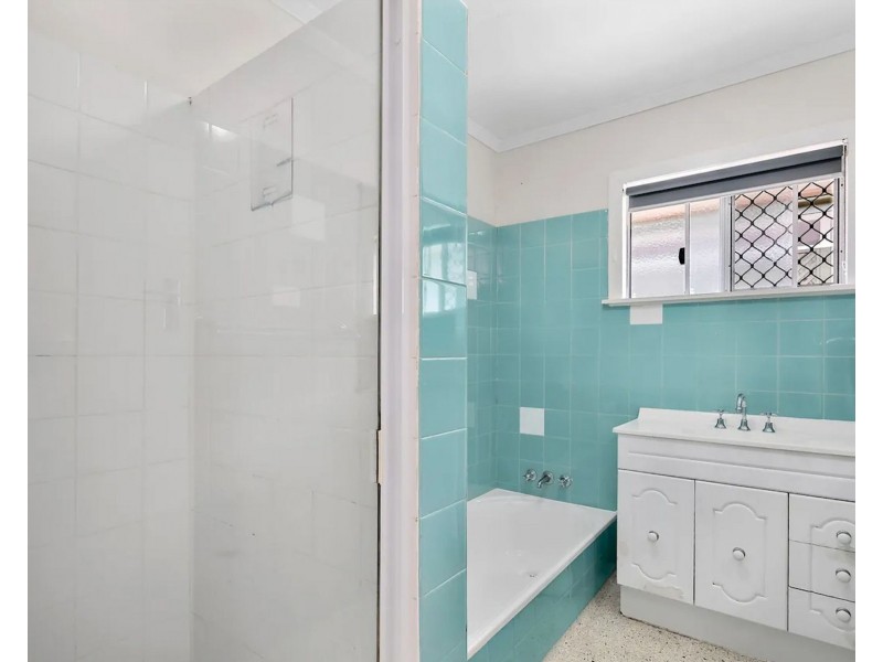 195 Hamilton Road, Wavell Heights QLD 4012