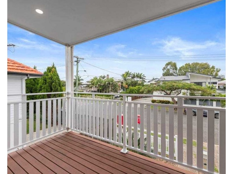 18 Hants Street, Hamilton QLD 4007