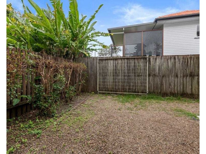 18 Hants Street, Hamilton QLD 4007