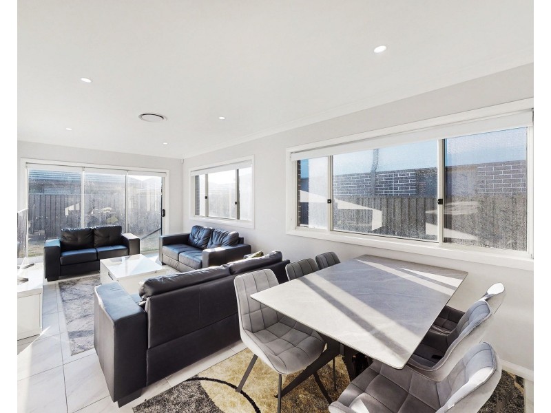 114 Lacerta Road, Austral NSW 2179