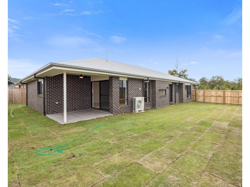 74 Vassallo Drive, Rosewood QLD 4340