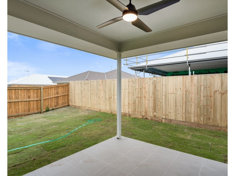 74 Vassallo Drive, Rosewood QLD 4340