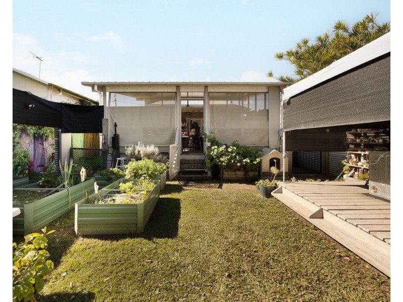 19 Arundal Street, Brighton QLD 4017