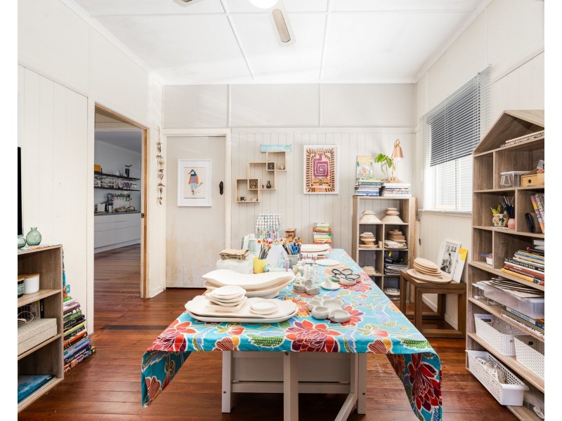 19 Arundal Street, Brighton QLD 4017