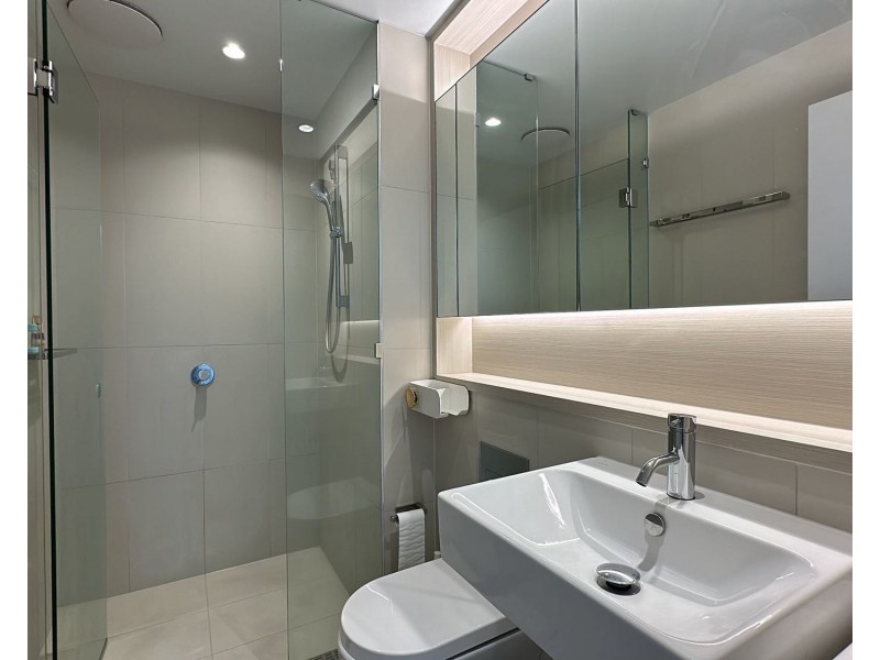 2316/628 Flinders Street, Docklands VIC 3008