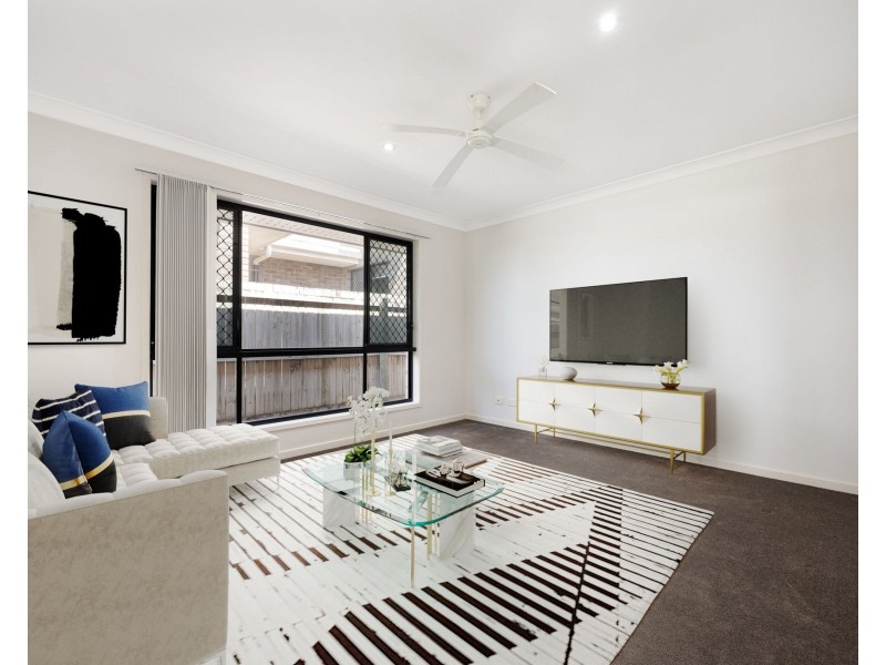 10 Oregano close, Griffin QLD 4503