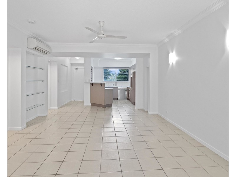 214/55-57 Clifton Road, Clifton Beach QLD 4879
