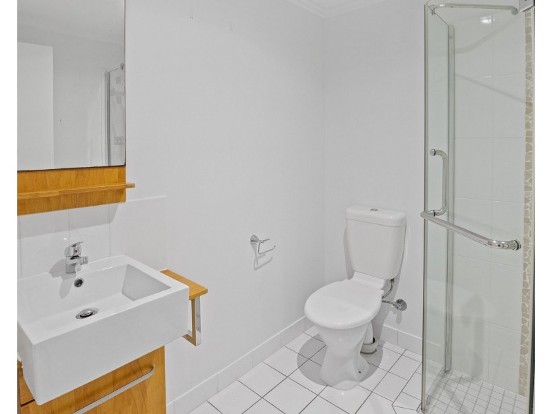 214/55-57 Clifton Road, Clifton Beach QLD 4879