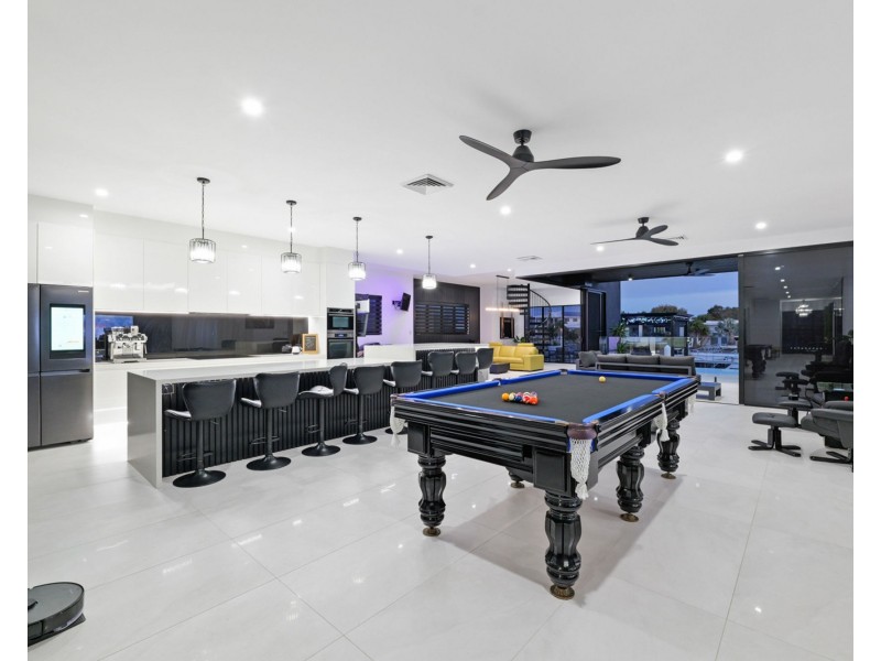 21 Sea Glint Place, Pelican Waters QLD 4551