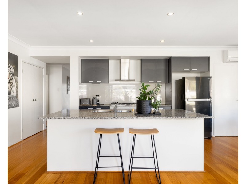 12 The Landing, Banksia Beach QLD 4507