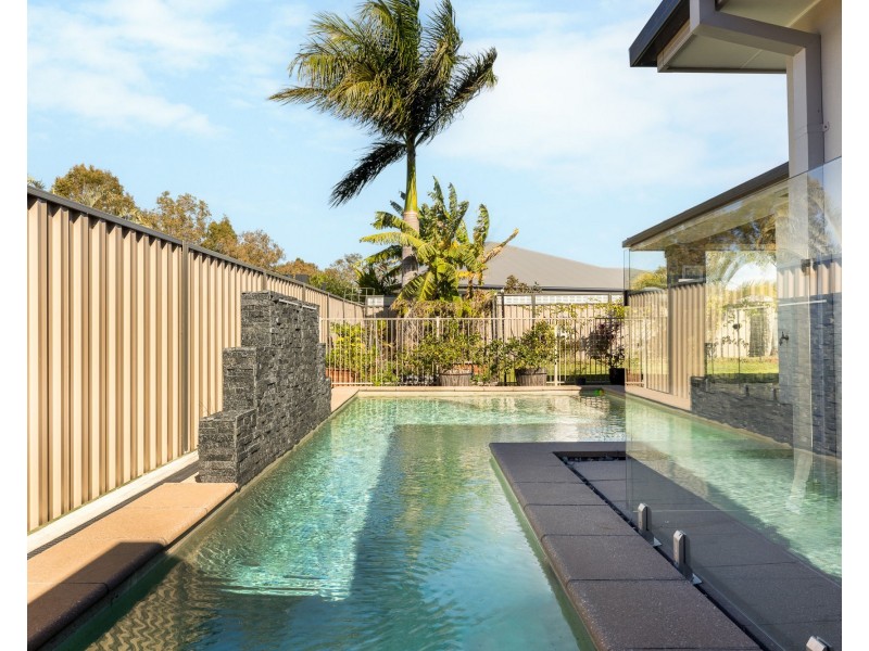 12 The Landing, Banksia Beach QLD 4507