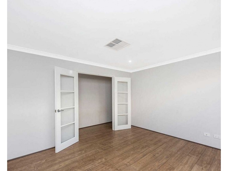 12 Beckett Street, Aveley WA 6069