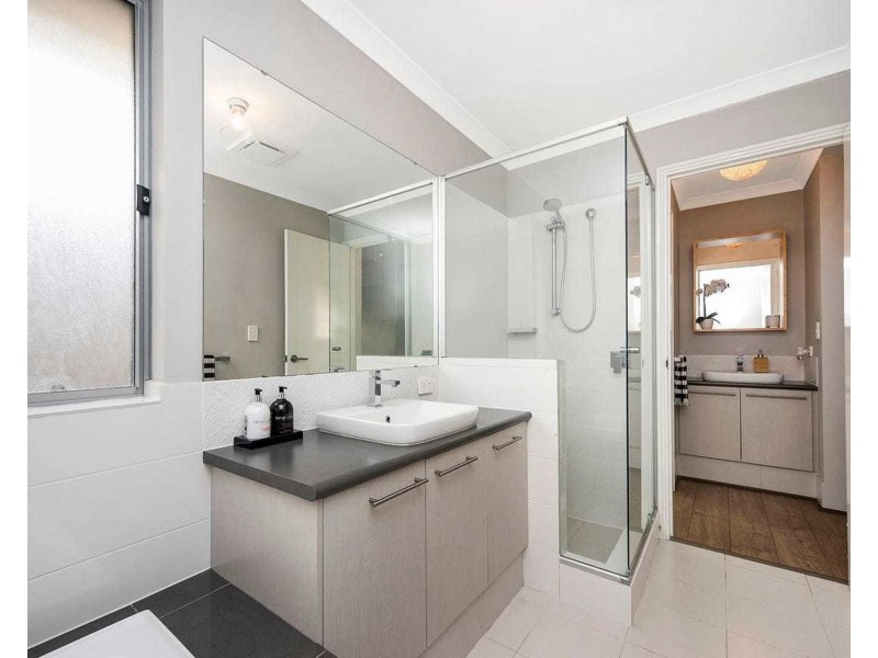 12 Beckett Street, Aveley WA 6069