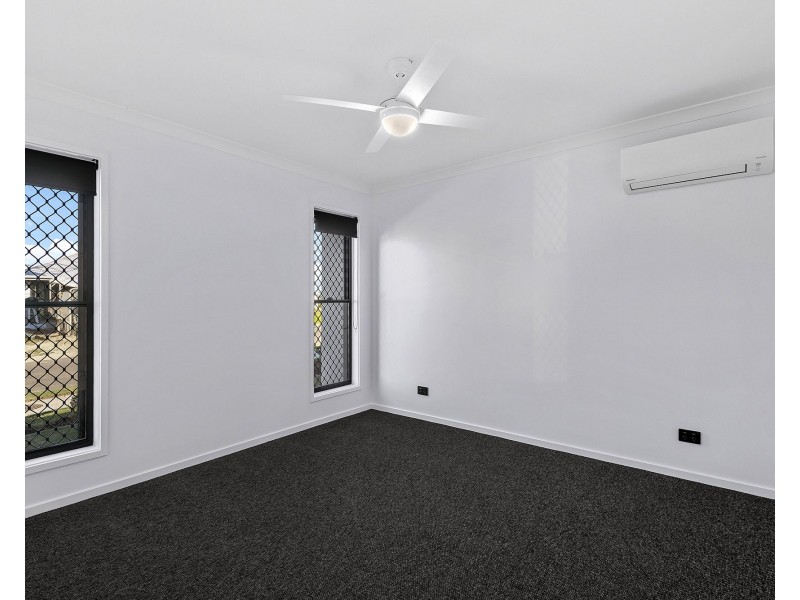 4 Blueberry Place, Redland Bay QLD 4165