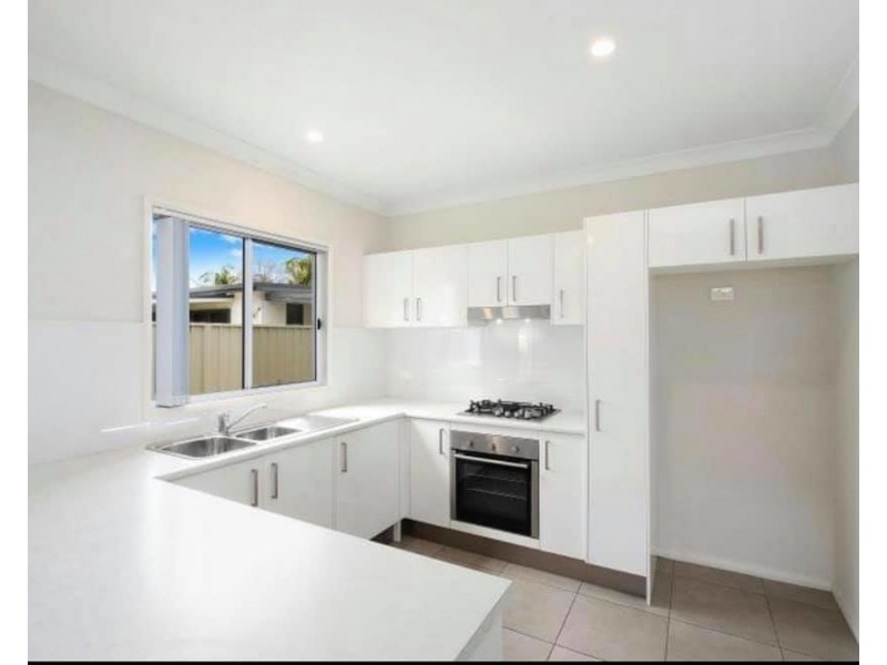 11a Dalton Street, Wyoming NSW 2250