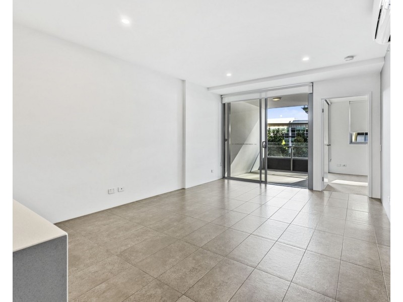 10206/16 Edmondstone Street, South Brisbane QLD 4101