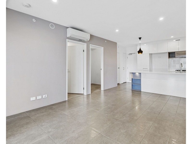 10206/16 Edmondstone Street, South Brisbane QLD 4101