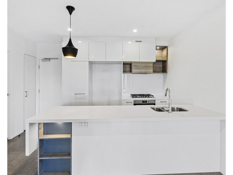 10206/16 Edmondstone Street, South Brisbane QLD 4101