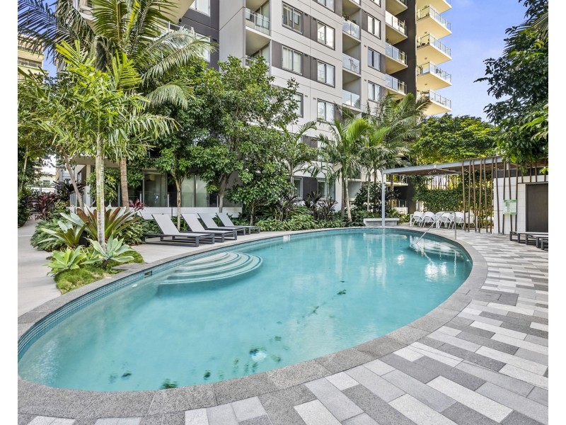 10206/16 Edmondstone Street, South Brisbane QLD 4101