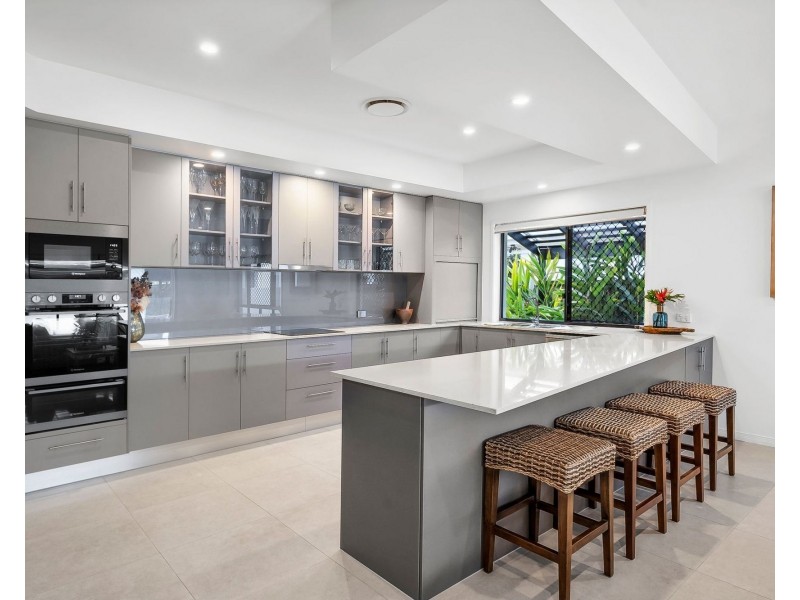 12 Sea Glint Place, Pelican Waters QLD 4551