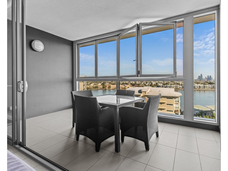 31010/2 Harbour Rd, Hamilton QLD 4007