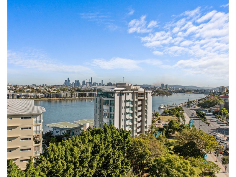 31010/2 Harbour Rd, Hamilton QLD 4007