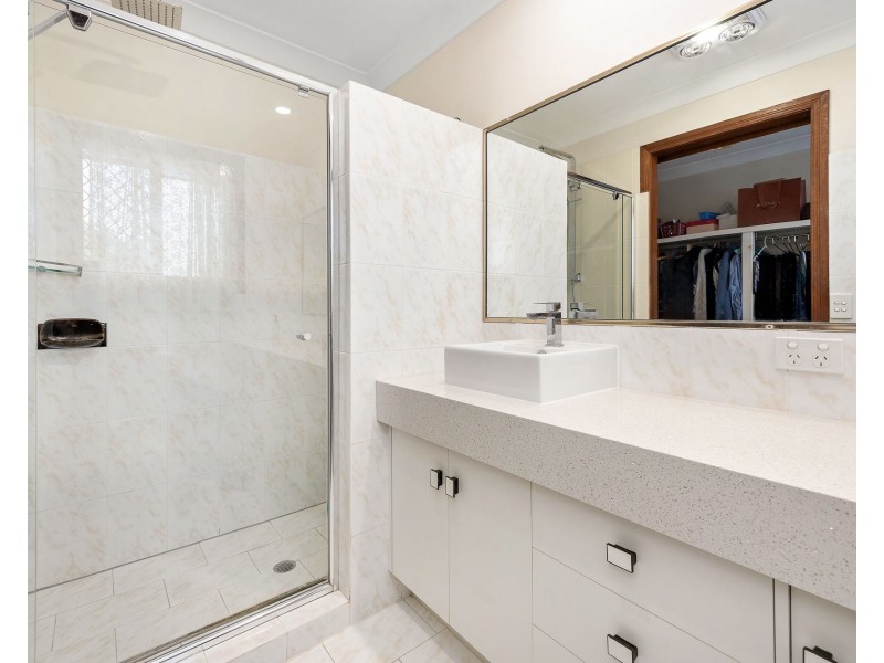 3 Rotorua Court, Aspley QLD 4034