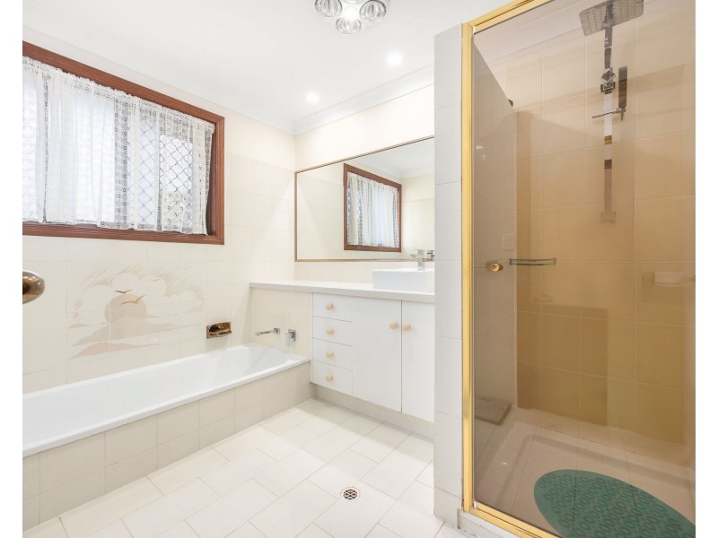 3 Rotorua Court, Aspley QLD 4034