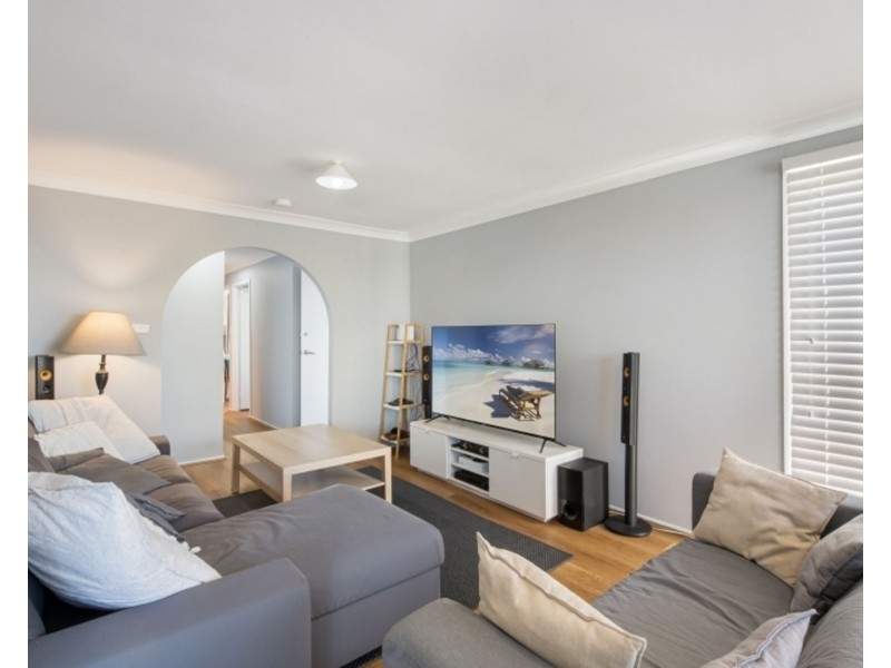 6 Koby Close, Lake Haven NSW 2263