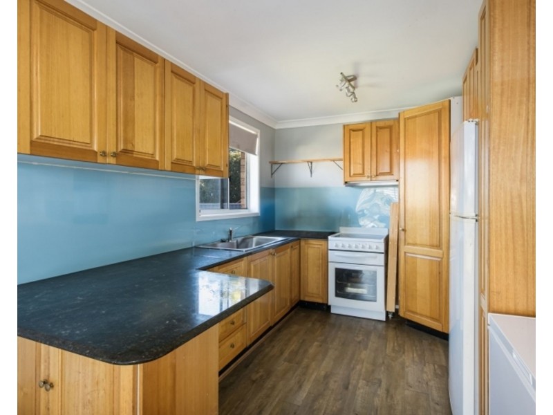 6 Koby Close, Lake Haven NSW 2263