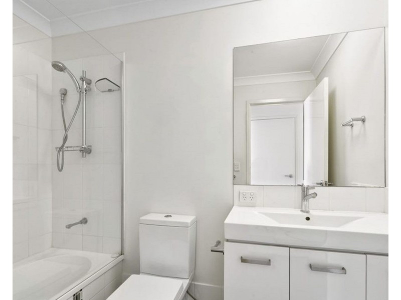 8/22 Cola Cres, Wynnum West QLD 4178