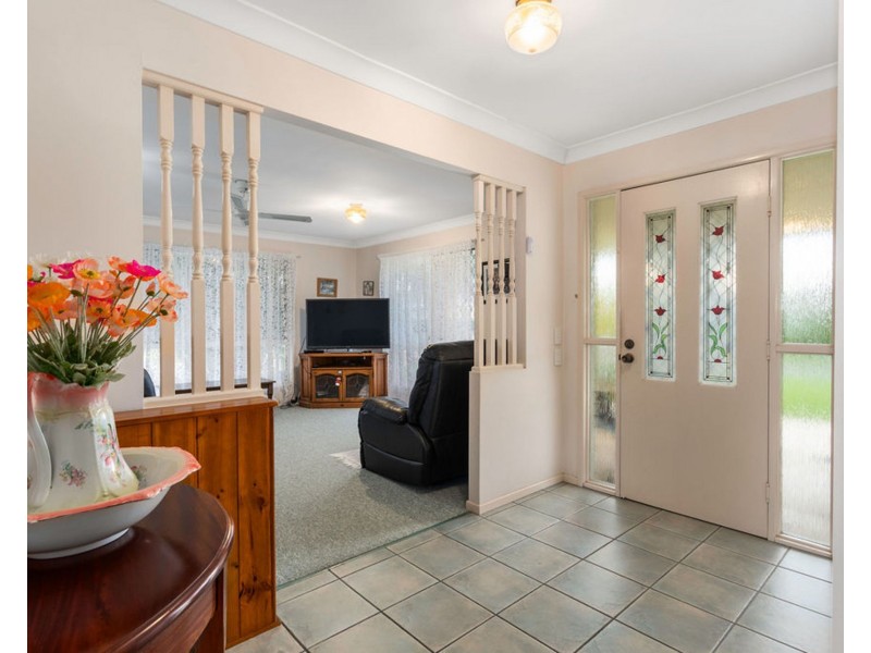 1 Challenger Avenue, Flinders View QLD 4305