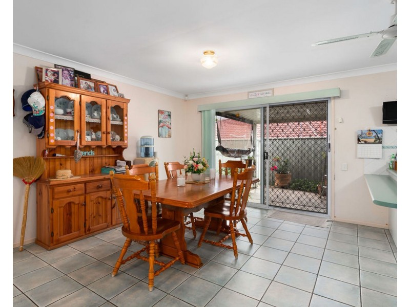 1 Challenger Avenue, Flinders View QLD 4305