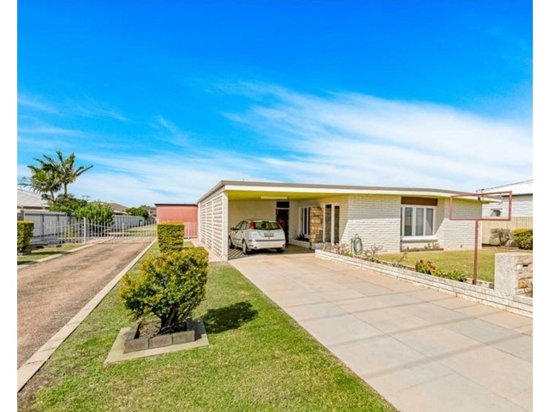 30 Dunn Road, Avenell Heights QLD 4670