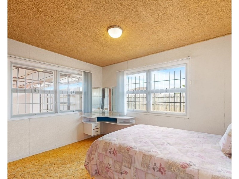 30 Dunn Road, Avenell Heights QLD 4670