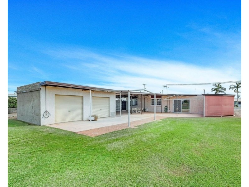 30 Dunn Road, Avenell Heights QLD 4670