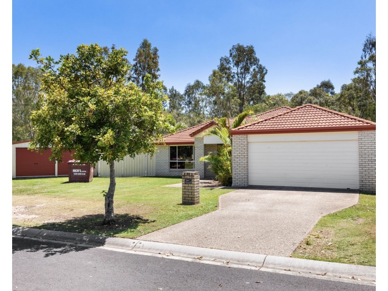 8 Aspect place, Narangba QLD 4504
